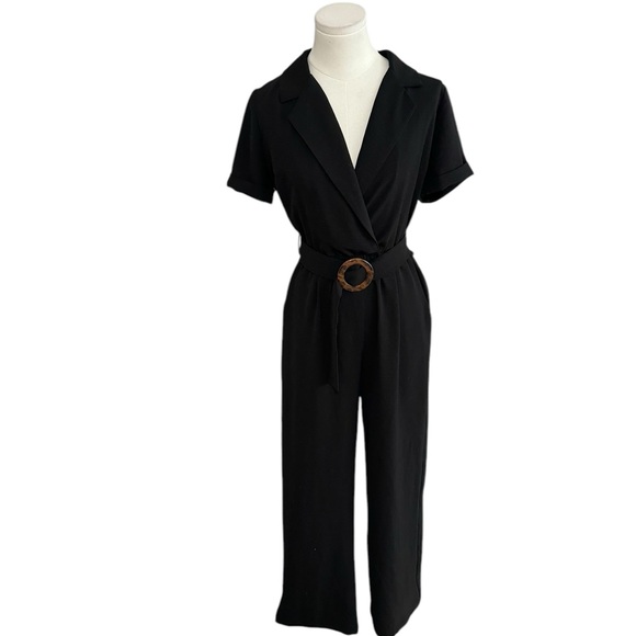 MONTEAU Black Jumpsuit Romper Tortoise Belt Short Sleeve Size XS Resort Vacation - Picture 1 of 4